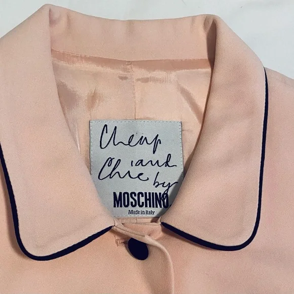 Vintage Cheap and Chic Moschino Cropped Pink Suit Jacket - Picture 3 of 6